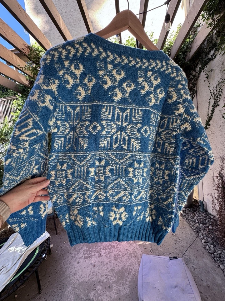 Ralph Lauren Women’s M Hand Knit Pullover Nordic Sweater Snowflake Wool Blue - Image 3 of 4