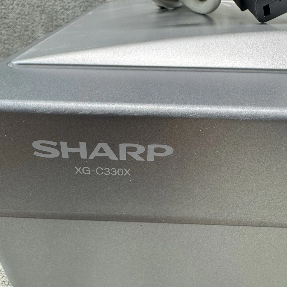 Sharp XG-C330X 3LCD Projector 3300 ANSI With Remote - Image 3 of 4