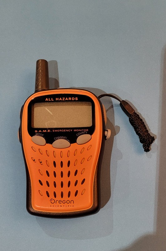 Oregon Scientific • Emergency Portable Weather Radio • WR113 • Used