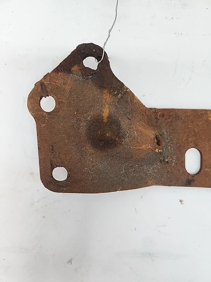 Soportes de parachoques usados OEM GM Chevrolet Impala 1959 (555) Foto 3 de 4