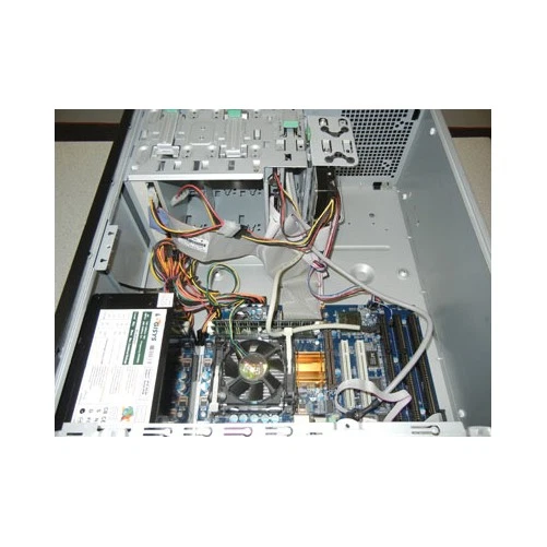 Interloper Pentium 4 ISA computer with 3 ISA slots P4 2.8GHz 1GB RAM 80GB HD A/V - Image 2 of 4