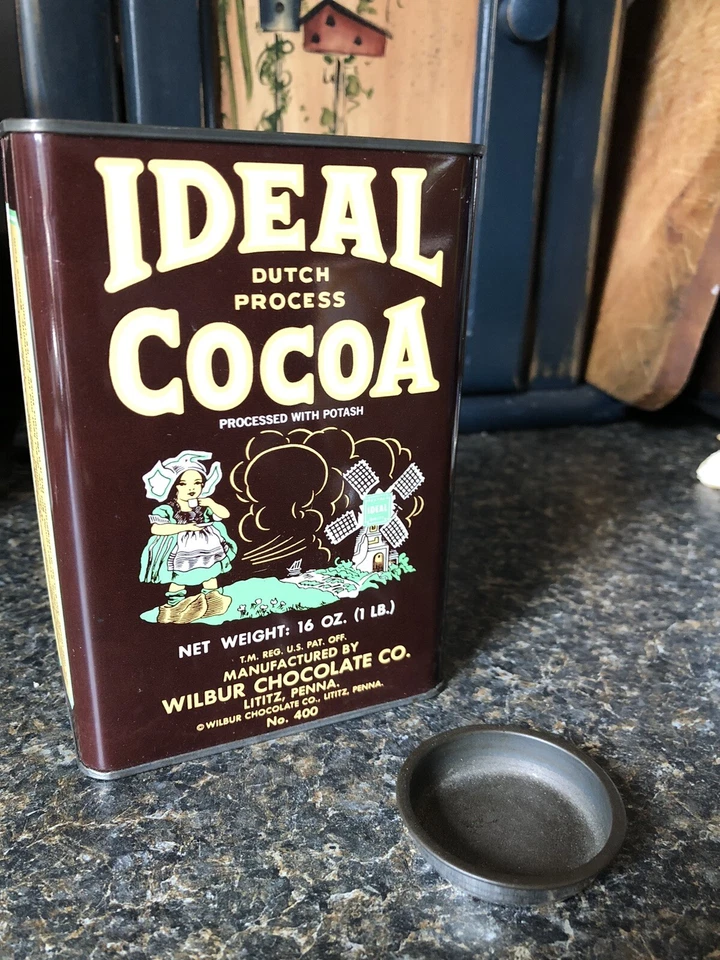 VINTAGE WILBUR CHOCOLATE CO LITITZ,PA IDEAL DUTCH PROCESS COCOA 16 oz TIN NO 400 - Image 2 of 4