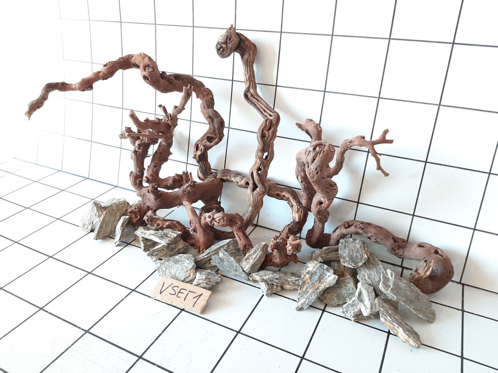 Aquarium Driftwood Fish Tank Wood VINES 5 pieces + Wood Stones Largre