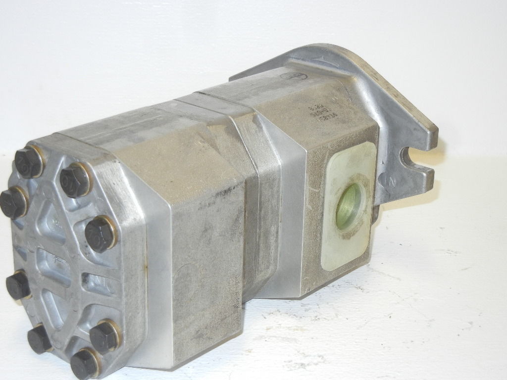 NEW Genuine Shimadzu HYDRAULIC GEAR PUMP FITS CAT 910 LOADER