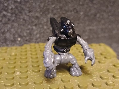 MEGA BLOKS HALO COVENANT SPECIAL OPS GRUNT, SCHWARZ.  mega construx D43