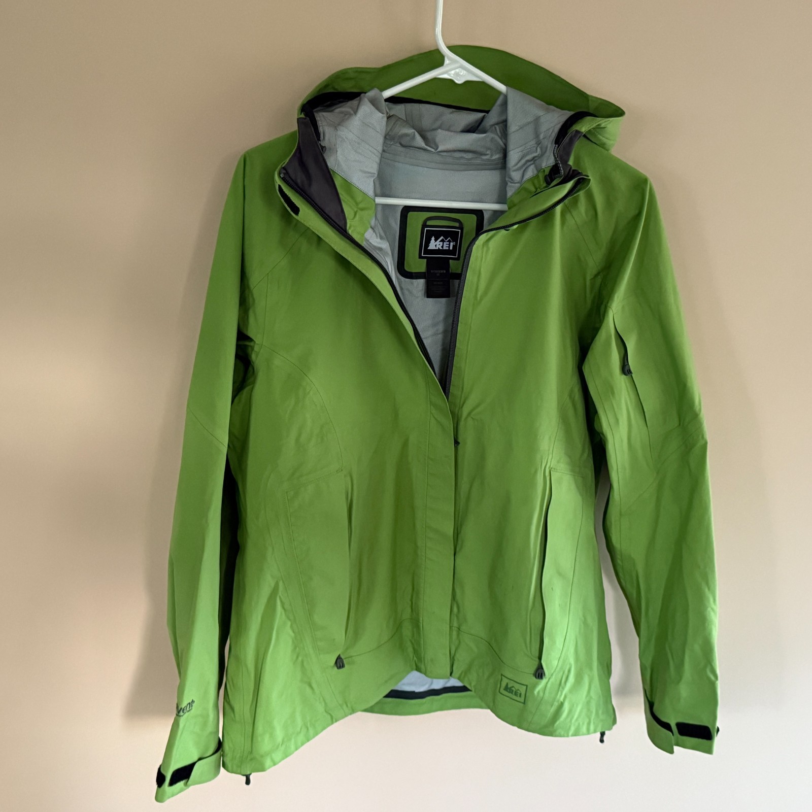 REI eVent Waterproof Rain Shell Hoodie Hoody Jacket Green Women's