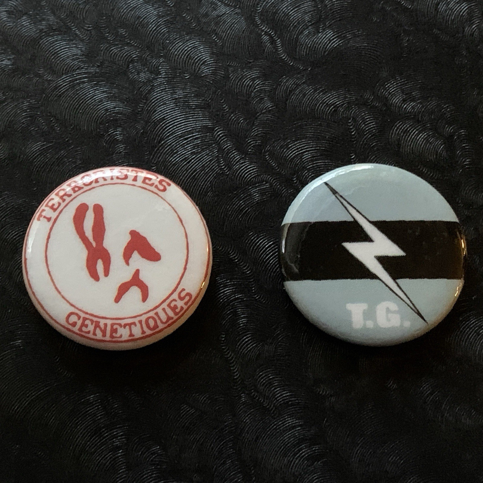 Throbbing Gristle :  Backwards Flash & Terroristes Genetiques Badges/Pins Coil