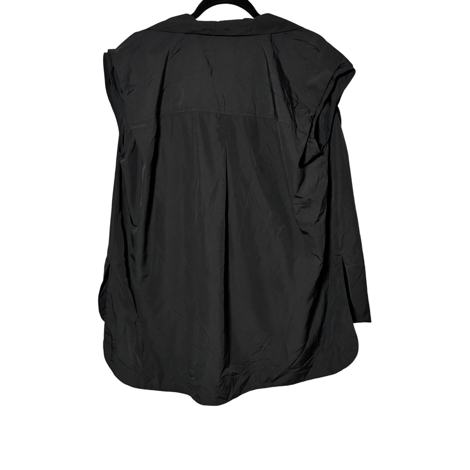 Future Collective Kahlana Barfield Sz L Black Button Collared Oversized Utility