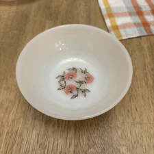 Fire-King Anchor Hocking Fleurette 4 1/2" Dessert Bowl 1958-60 , No Chips, Clean