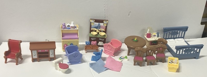 Fisher Price Loving Family Dollhouse Lot A