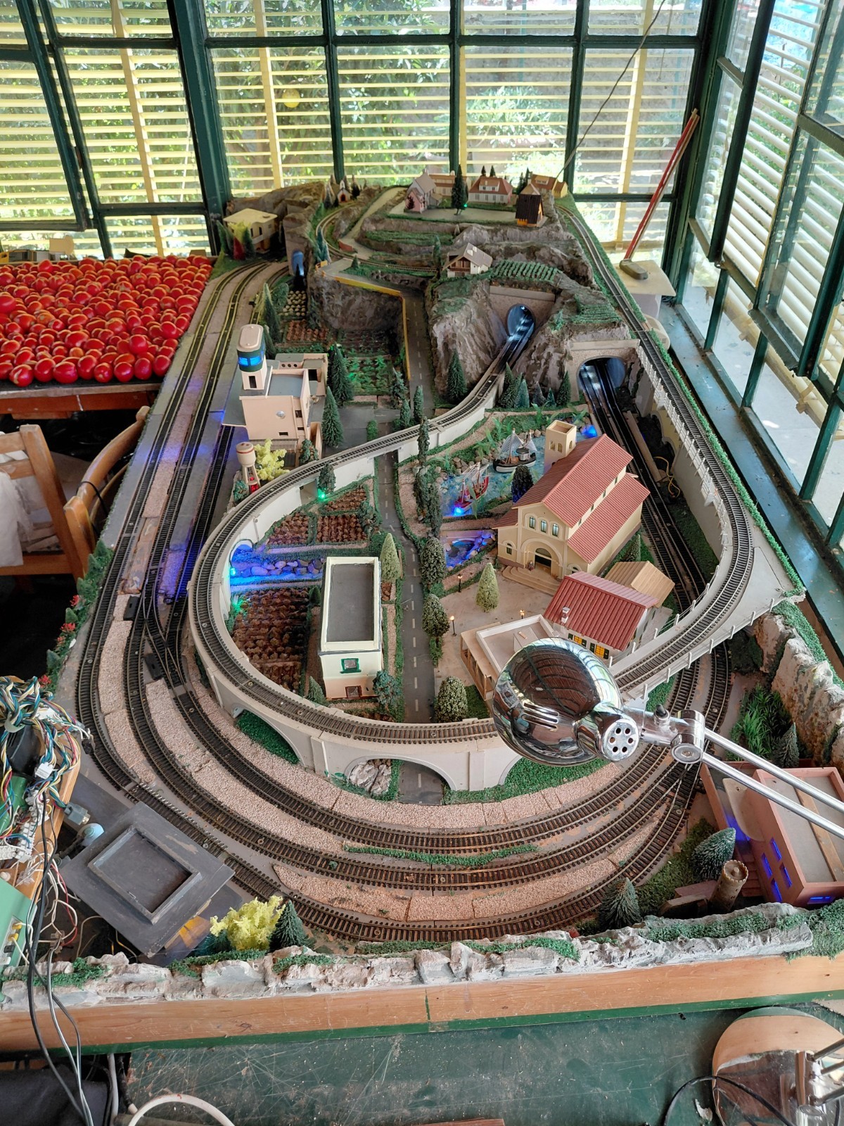 plastico ferroviario Hornby