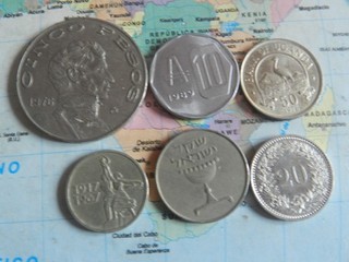 MONEDAS VARIADAS LOTE 14