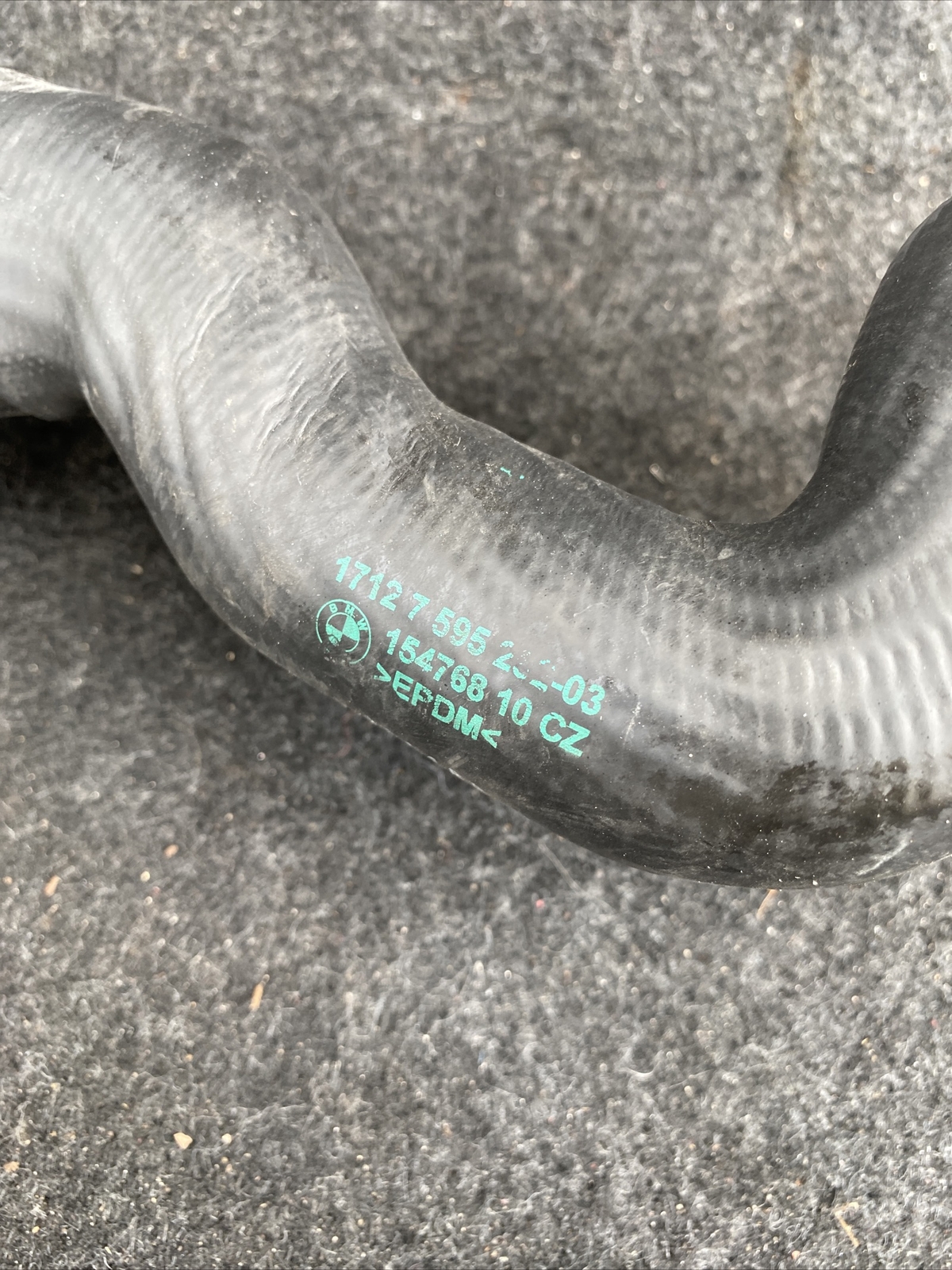 2009-2012 BMW 750li Turbo Coolant Hose Pipe Tube 17127576355 for  