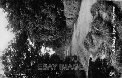 PHOTO  MORTIMER A SANDY LANE C1930'S