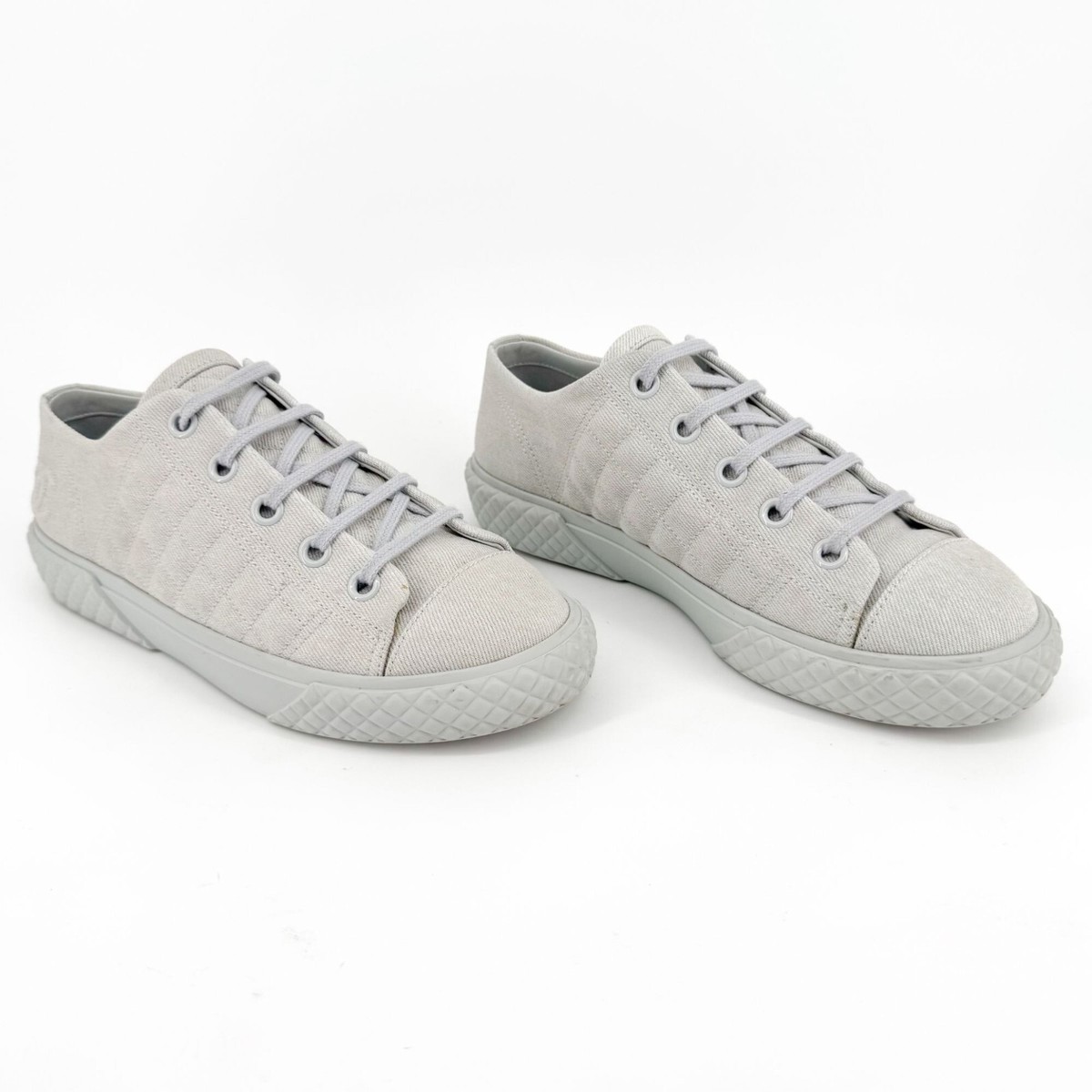 Chanel Quilted Low Top Denim Sneakers Size 39 US 8-9 Blue Gray