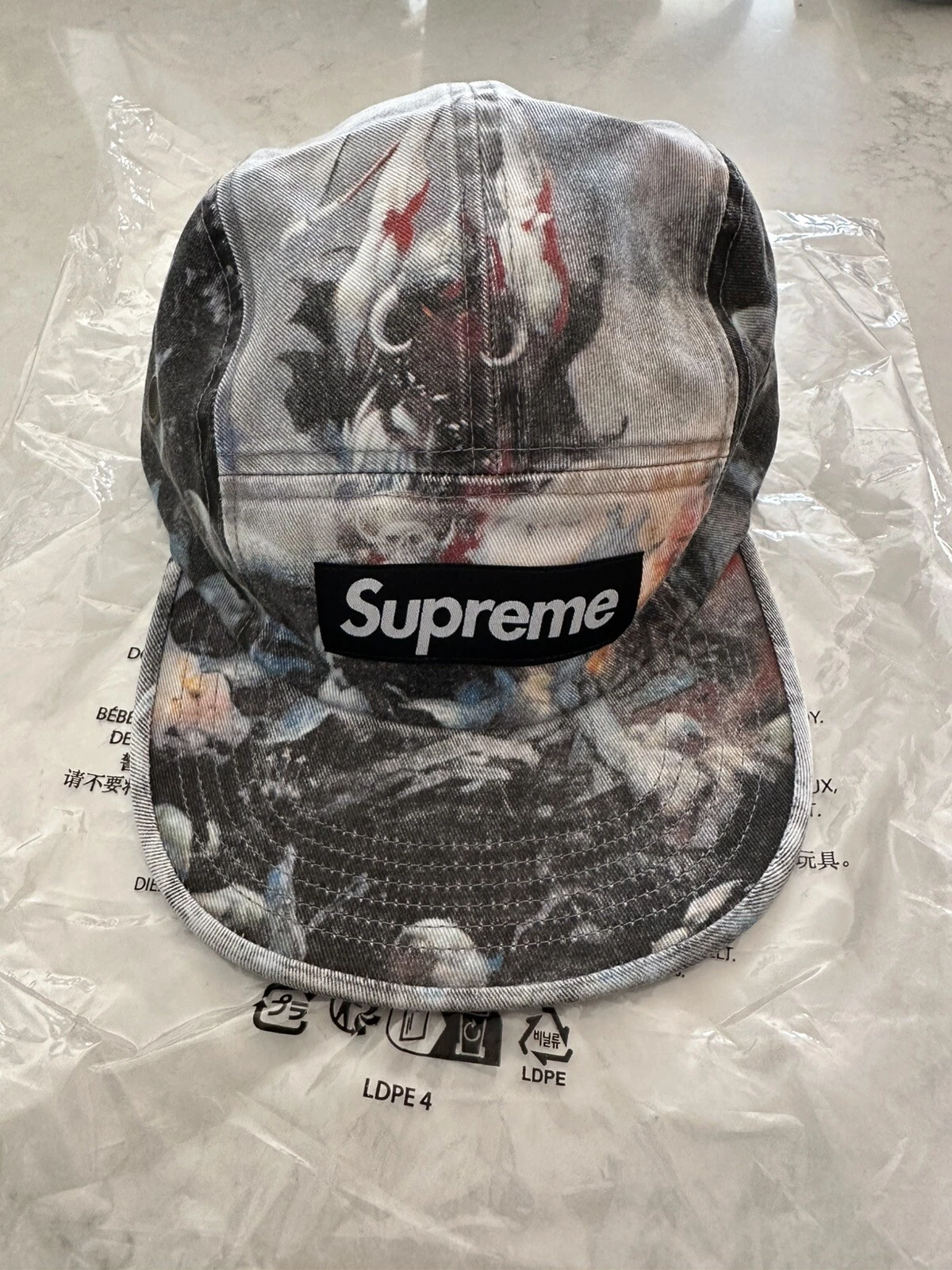 Casquette de camp chino sergé Supreme FW24 Frank Frazetta noire taille unique neuve EN MAIN