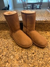 NEW UGG Classic Short II Boots Chestnut Women's US 8 NWOB