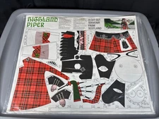 ✨Paper Model Kit - Highland Piper- Architectural Model- Scotland- NOS✨