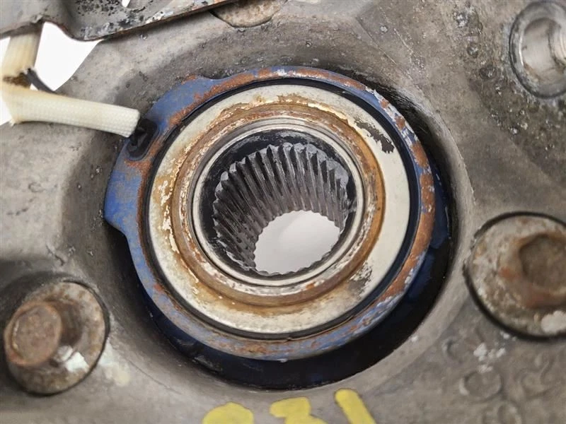 2002-2007 BUICK RENDEZVOUS Passenger Right Front RH Spindle Knuckle 20899801 Foto 3 de 4