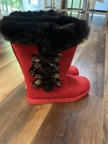 Juicy Couture JKaylin Pull On Round Toe Womens Red Casual Boots New Size 8.5