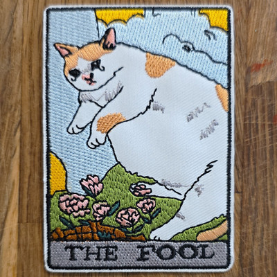 Bestickter Patch  THE FOOL  Katzenmotiv Tarotkarten-Design zum Aufbügeln