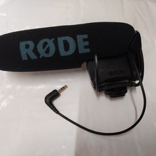 RØDE Microphones VideoMic Pro Compact Directional on Camera Shotgun Microphone
