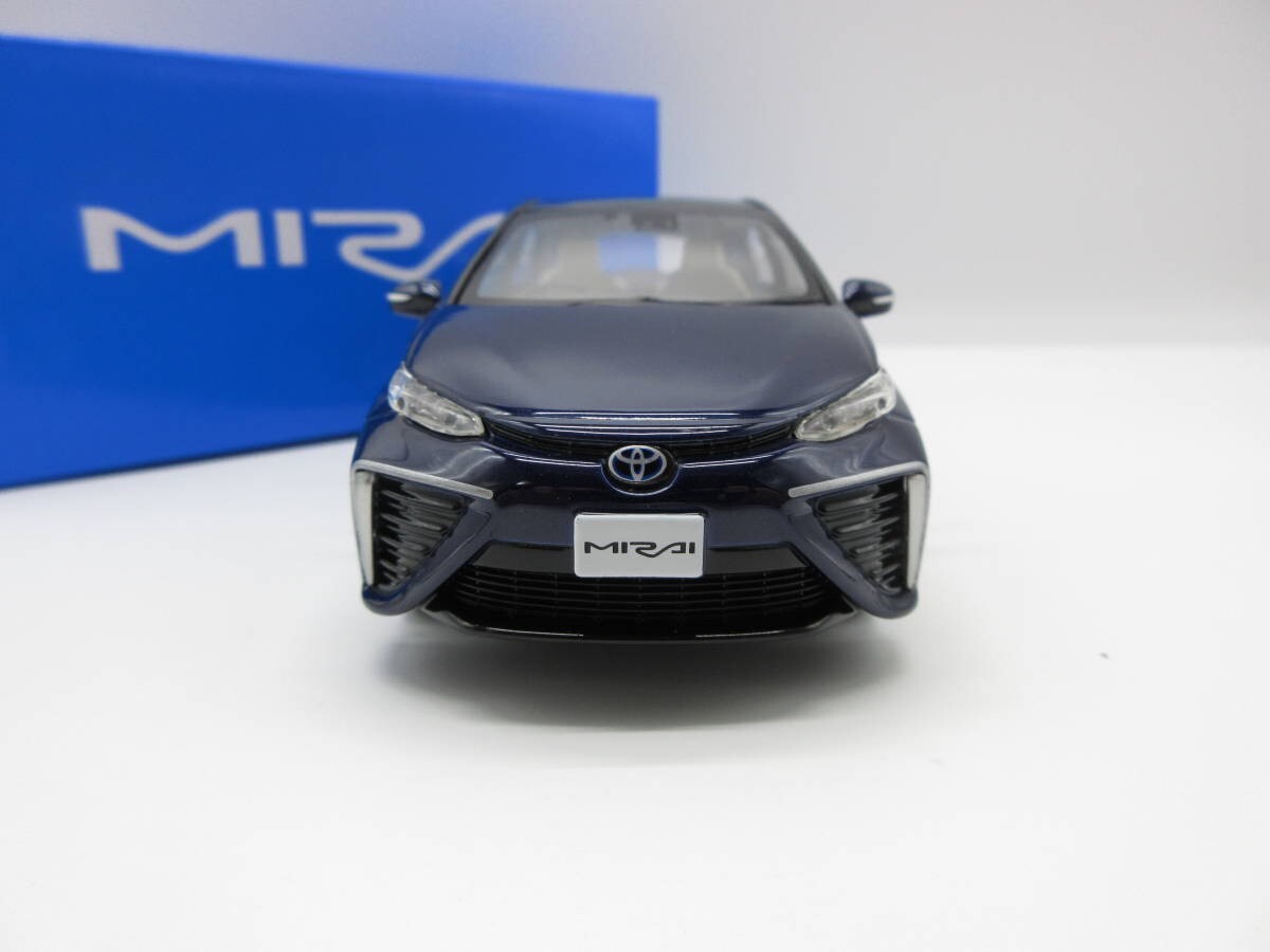 トヨタ - MIRAI ミニカー $_12.JPG?set_id=880000500F