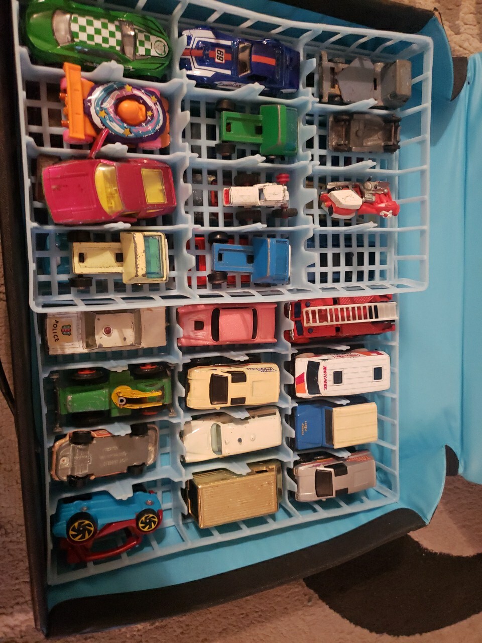 Picture 4 of 9
