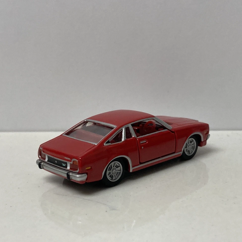 Coche diecast Tomica Limited rojo Mazda Cosmo AP 1/64 escala raro como nuevo Foto 2 de 4