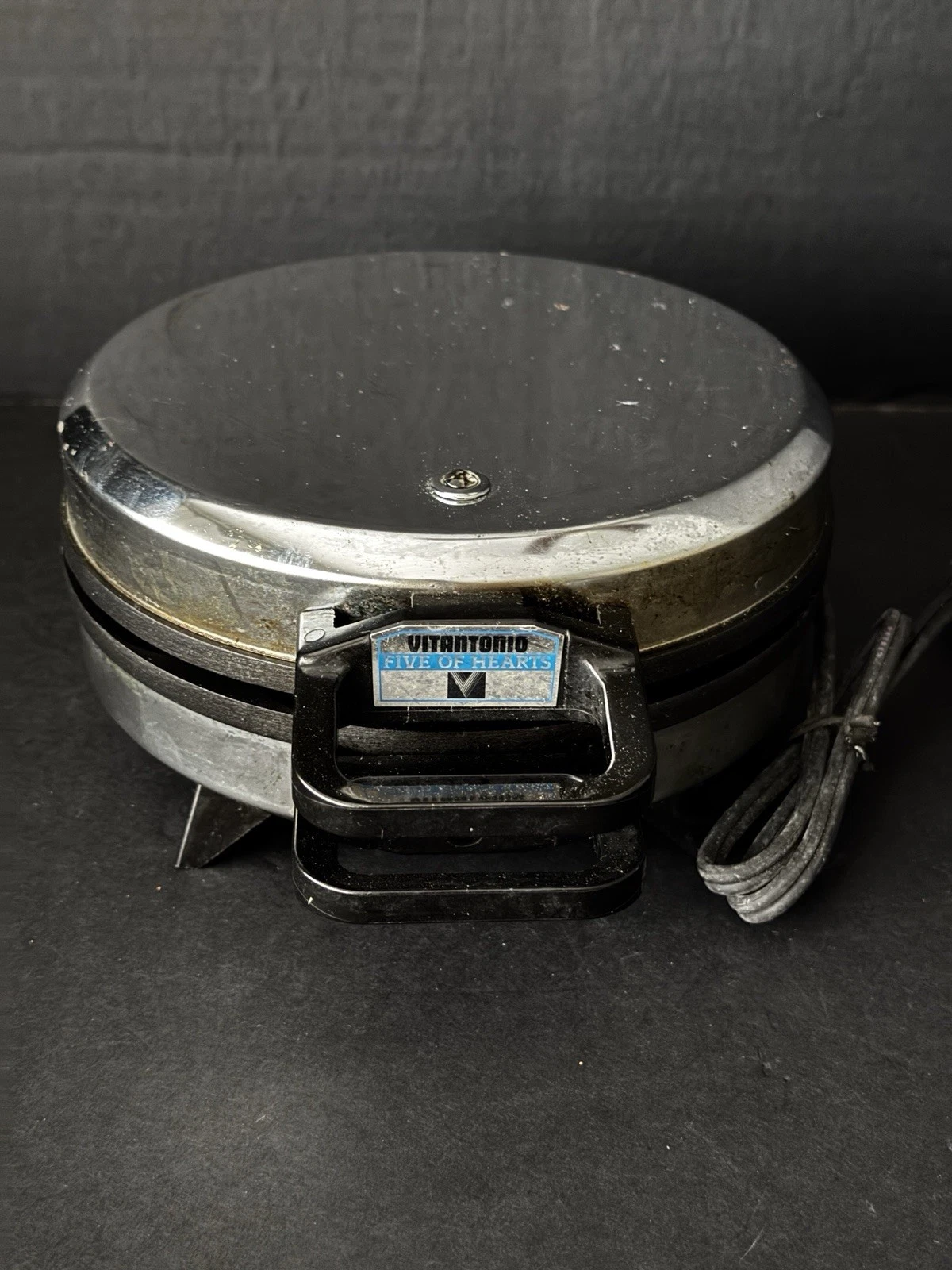 Vtg Vitantonio Five of Hearts Danish Waffler No. 600 Heart Waffle Maker Chrome