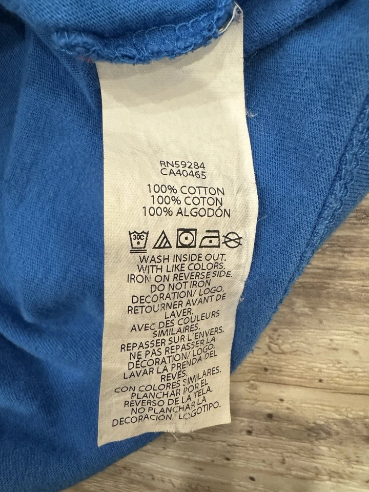 Camiseta The Children’s Place 4T Azul Niño Gráfico Loves mamá Foto 3 de 3