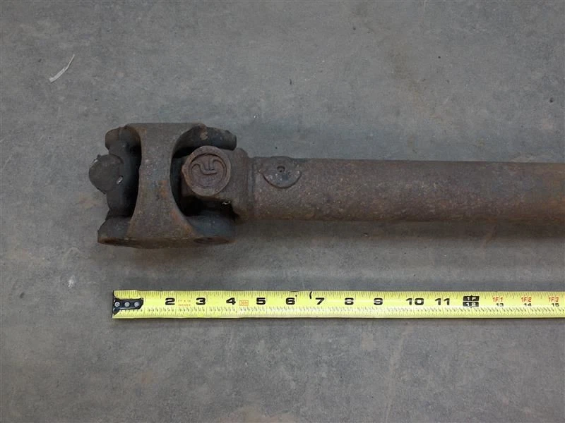 Eje de transmisión delantero 4,0 L junta CV yugo delantero compatible con 96 GRAND CHEROKEE 225148 Foto 2 de 4