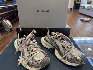Balenciaga 3XL | eBay