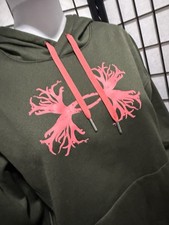WOMEN'S SEMI FITTED UA STORM GREEN W/ PINK ANTLER UNDER ARMOUR HOODIE SZ LARGE
