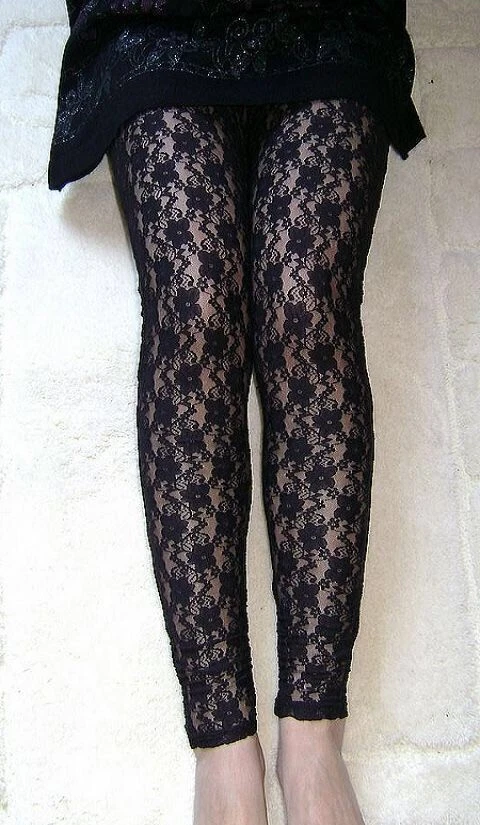 Women's Floral Sheer Mesh Stretchy Lace Pattern Capris Leggings 80s Costume pant - Image 4 of 4