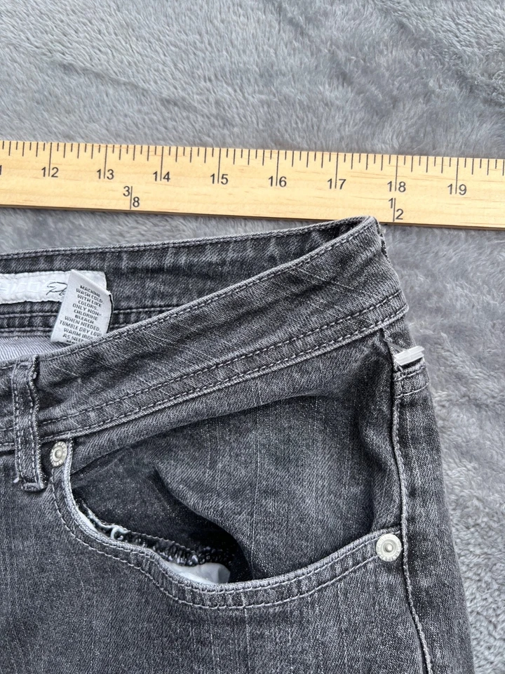 Chico's Jeans Womens 3.5/18 (36x31) Gray Platinum Straight Leg Stretch Denim - Image 3 of 4
