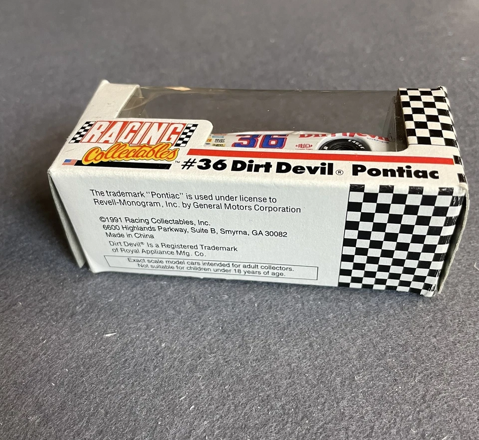 RCCA #36 Dirt Devil Pontiac, Kenny Wallace - 1:64 - NASCAR - 1991 Foto 2 de 2