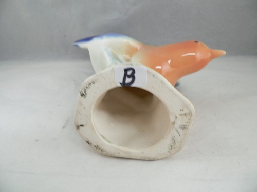 ROYAL COPLEY BIRD FIGURINE-----SWALLOW, blue facing right, BIRD #B - Picture 5 of 5
