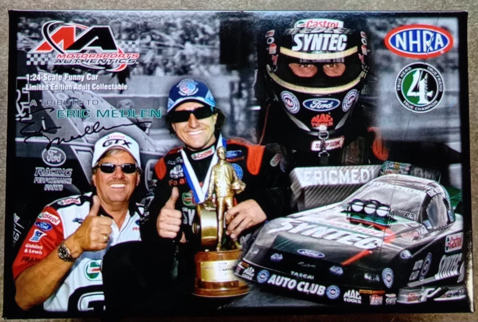 2007 John Force Castrol / Eric Medlen Tribute 1:24 NHRA F/C ação na caixa assinado - Imagem 4 de 4