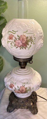 Vintage GWTW Hurricane Parlor 3 Way Lamp ~ Milk Glass With 3D Roses 19" T Works! - Picture 4 of 15
