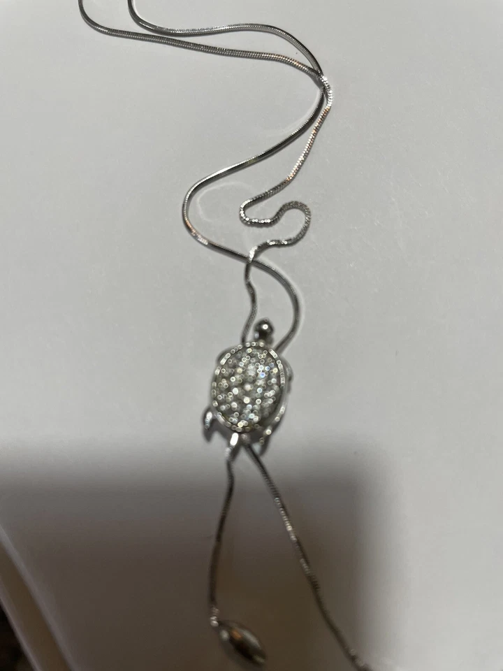 14kt. Collar Lariat Tortuga Oro Blanco Foto 2 de 4