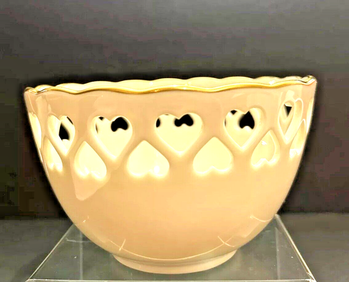 Lenox Fine China Pierced Heart and Embossed Rose Bowl Ivory Color With Gold Trim