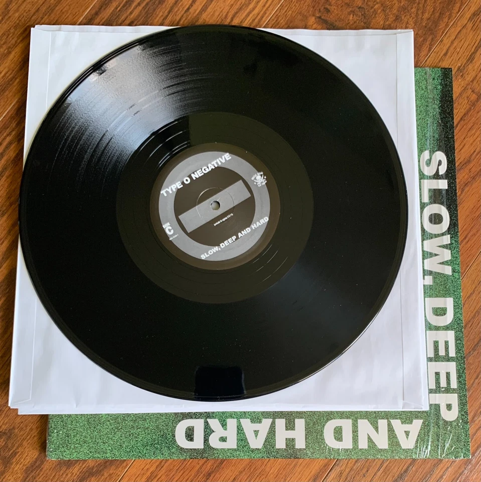 Type O Negative - Slow, Deep and Hard 2LP 2014 RSD Pressing EX/EX In Shrink - Image 4 of 4