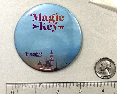 Disneyland Annual pass holder  Magic Key  pin back castle button 2021