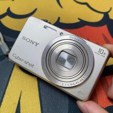Sony Cyber-Shot DSC-WX220 18.2 MP Digital Camera 10X Optical Zoom Gold