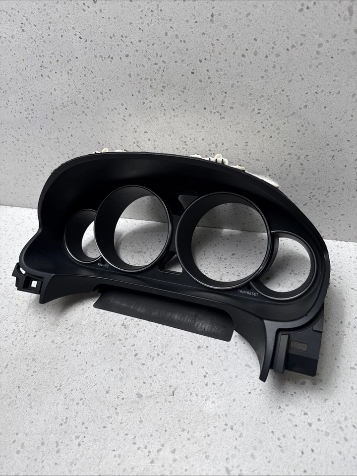 06-08 Infiniti M35 M45 Velocímetro Bisel Cluster Tapa OEM Foto 3 de 4