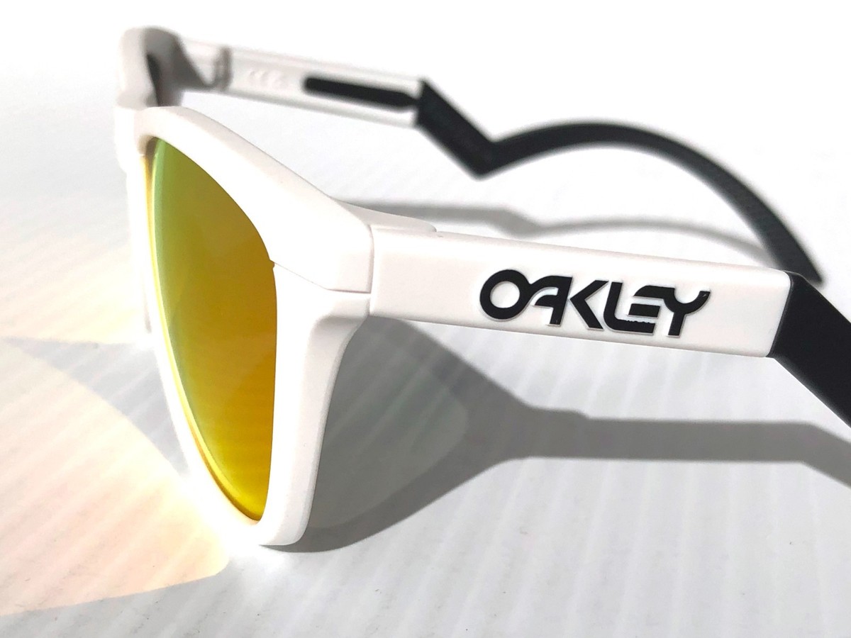 Oakley FROGSKINS HYBRID Matte White POLARIZED Galaxy Ruby Sunglass