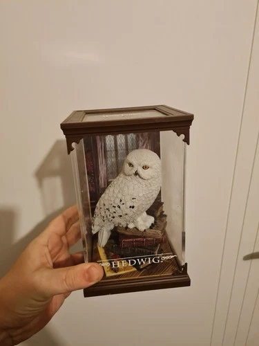 Hedwig Figure - Magical Creatures - Harry Potter