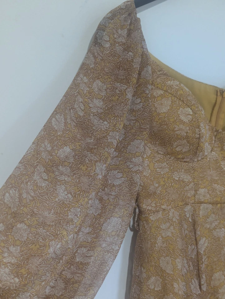 Saints + Secrets Women Coquette Romper Size M Milkmaid Sheer Floral Feminine - Image 3 of 4