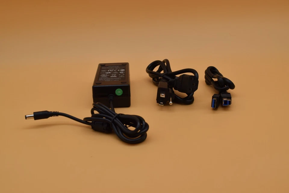 Estación de Acoplamiento Universal Wavlink WL-UG39DK3 USB 3.0 HDMI con Paquete de Cable de Alimentación Foto 4 de 4